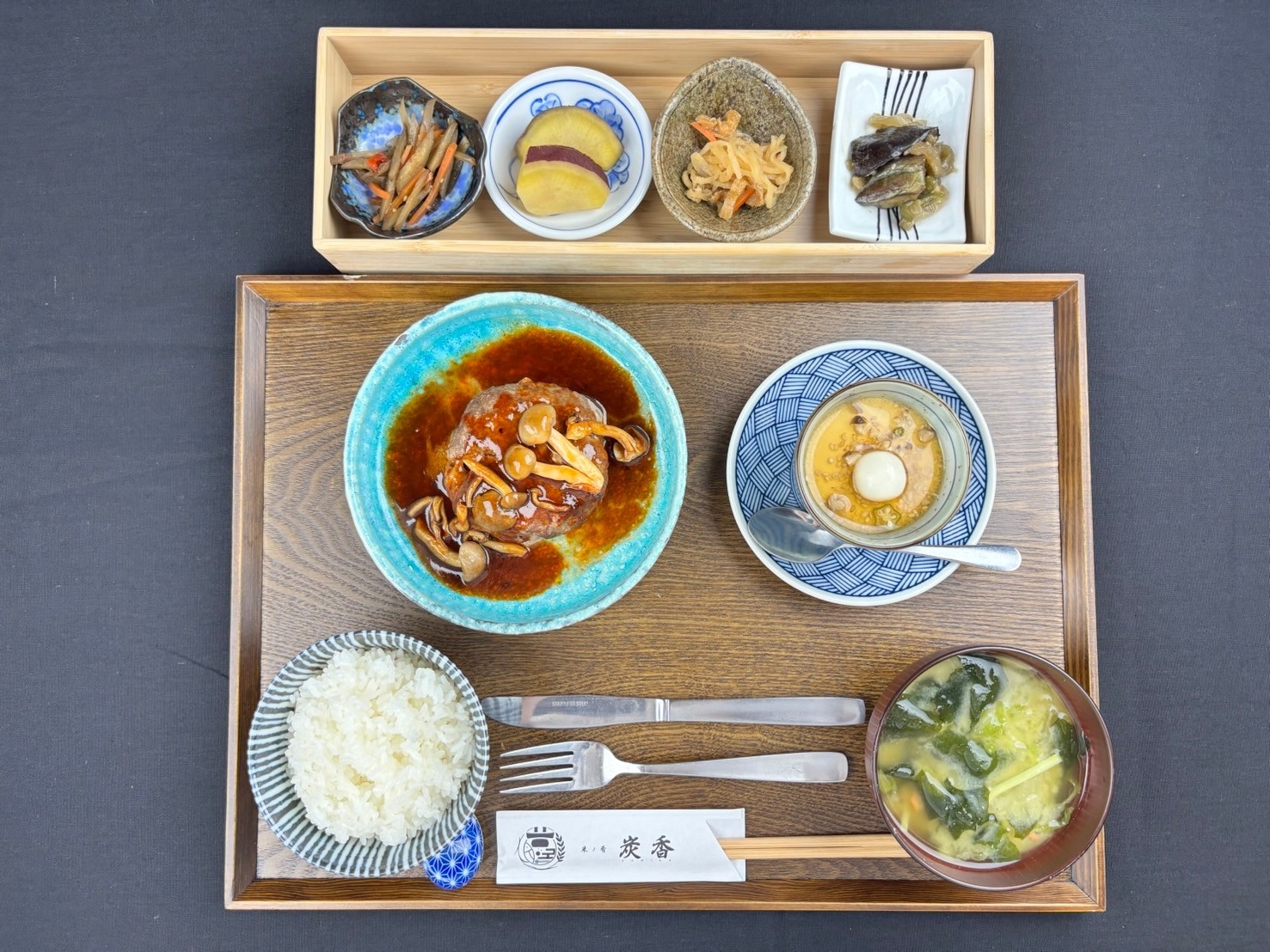 熊本県産のお米と味噌汁